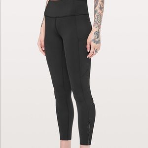 Lululemon fast and free 7/8 tight New with tag